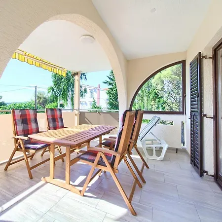 Villa Punta 1St Floor Punat Exterior foto