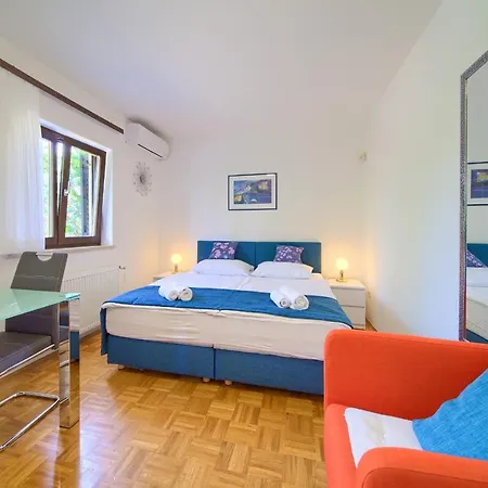 Villa Punta 1St Floor Punat Exterior foto